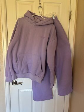 Comfrt Lavender pastel hoodie and straight leg pant set
